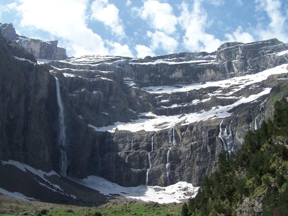 Yourtes Mongoles Gavarnie Hotel Gèdre Екстериор снимка